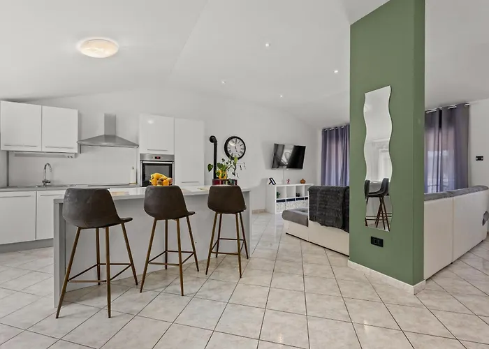 Apartment Anka Pula